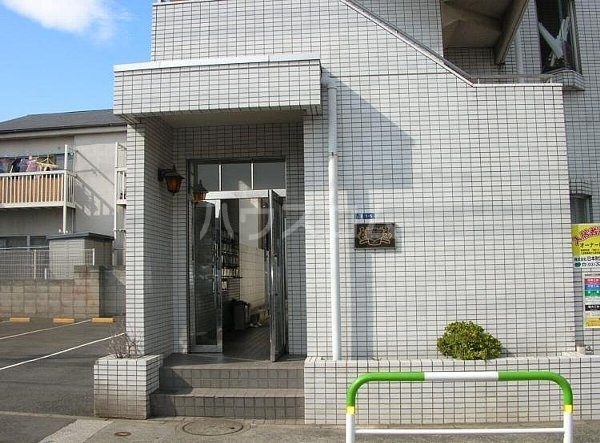 22/24 エントランス