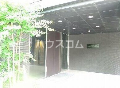 16/25 エントランス