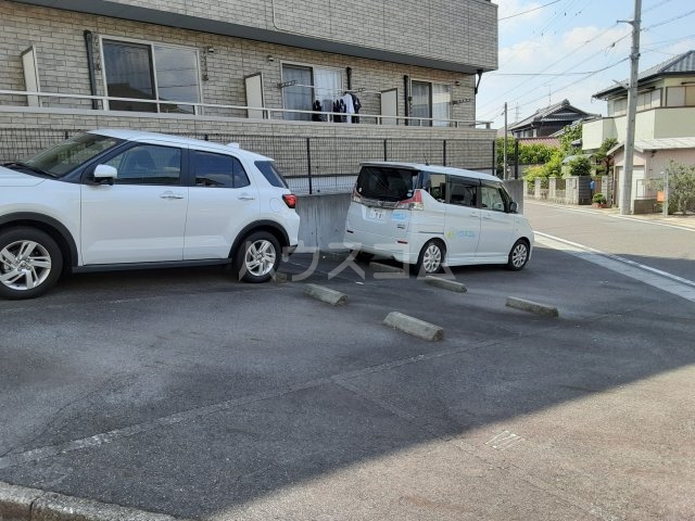 2/8 駐車場