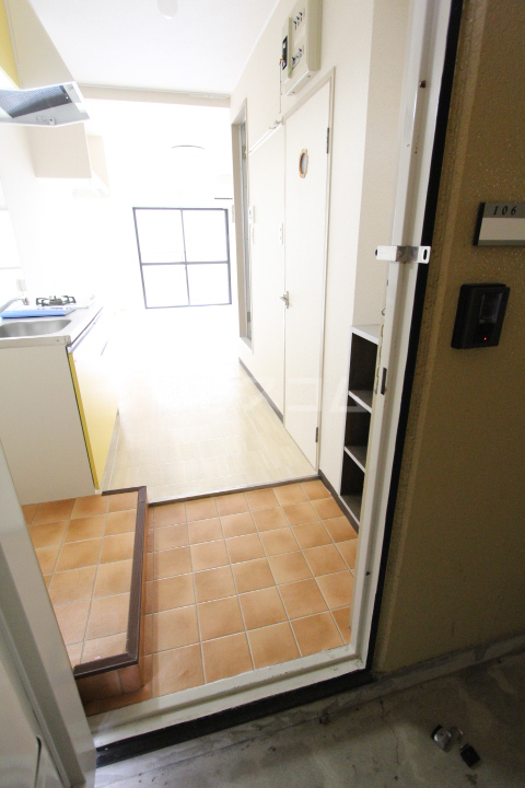 5/28 玄関