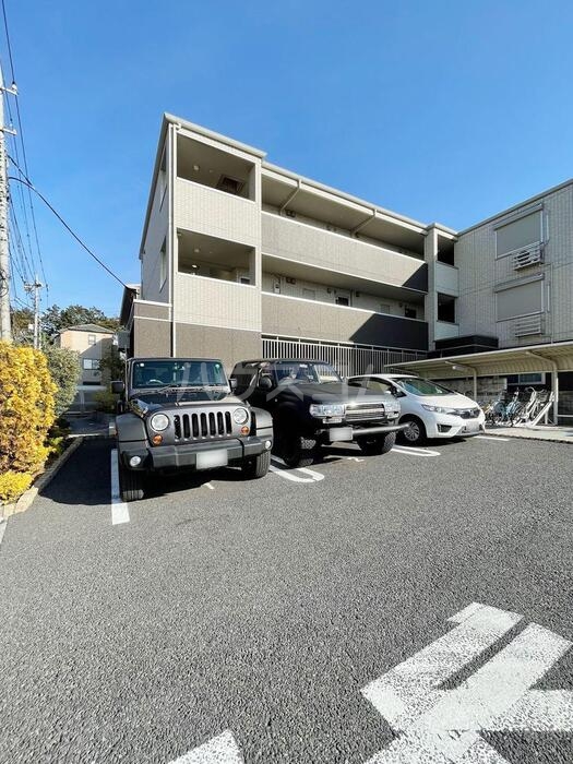 15/18 駐車場