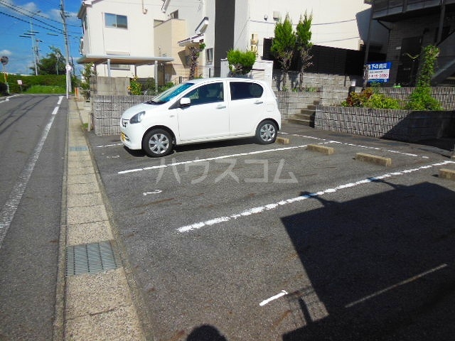 16/26 駐車場