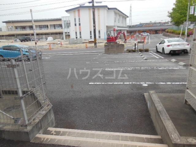 21/29 駐車場
