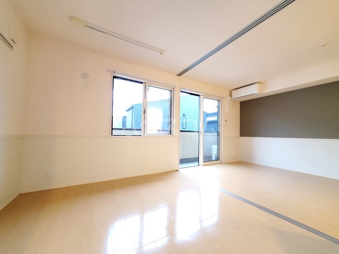 18/28 バルコニー