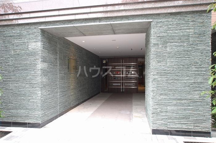 14/22 エントランス