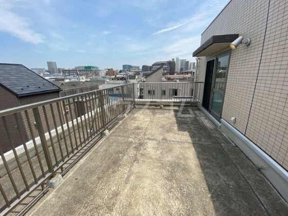 27/30 バルコニー