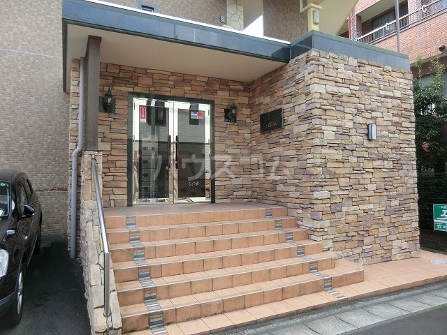 6/11 エントランス