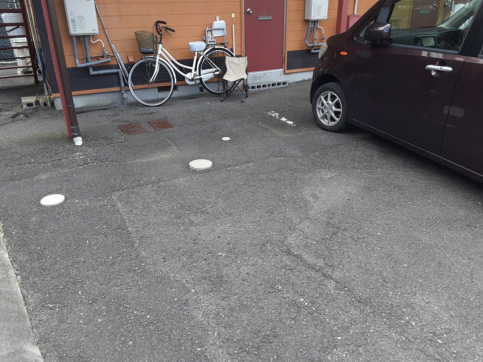 23/30 駐車場