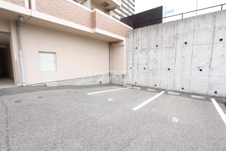 19/29 駐車場