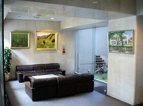 18/22 エントランス