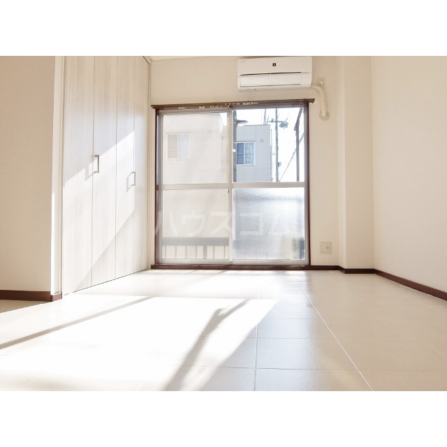 20/27 バルコニー