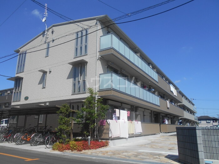 1/23 外観