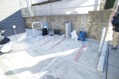 15/23 エントランス