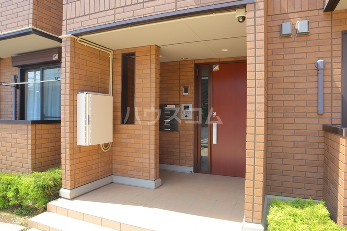 14/20 エントランス