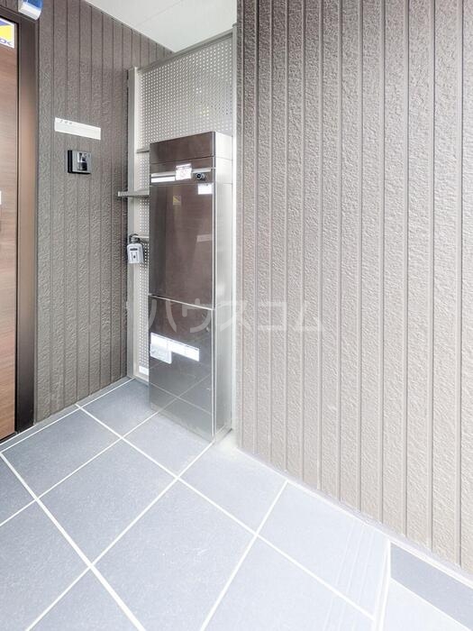 15/18 エントランス