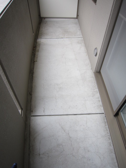 16/25 バルコニー