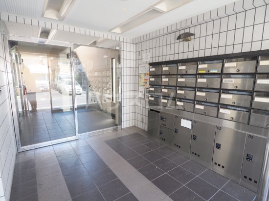 17/24 エントランス