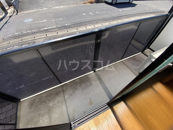 18/23 バルコニー