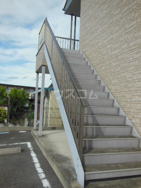 15/24 エントランス