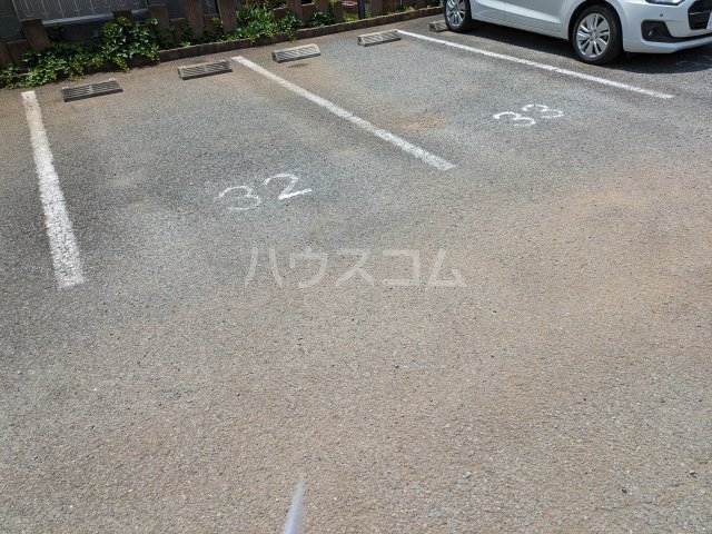 19/26 駐車場