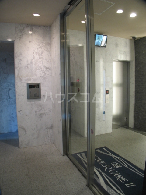 16/26 エントランス