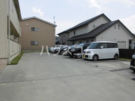 14/20 駐車場