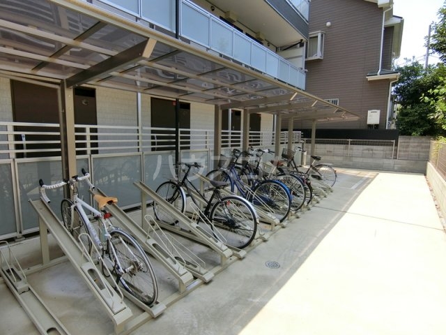 14/22 エントランス