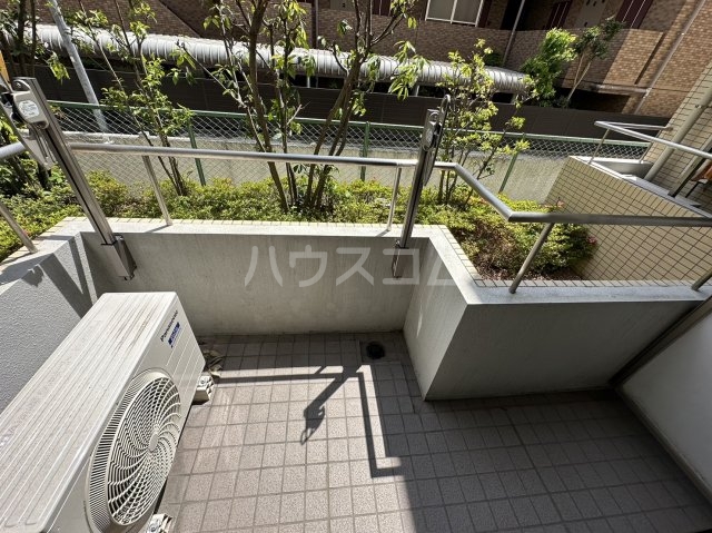 21/30 バルコニー