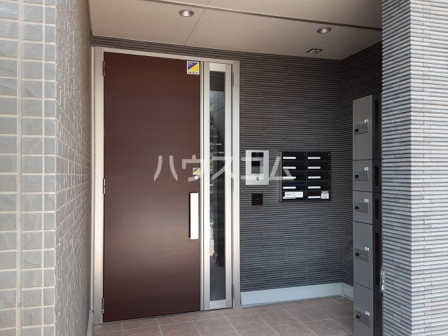 2/11 エントランス