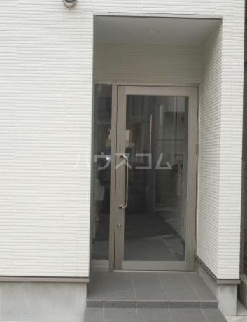 14/22 エントランス