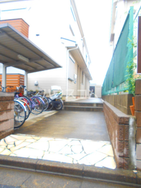 2/10 エントランス