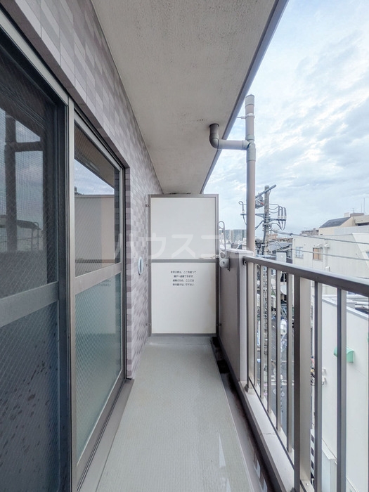 21/30 バルコニー