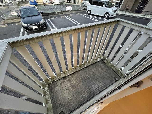 20/30 バルコニー