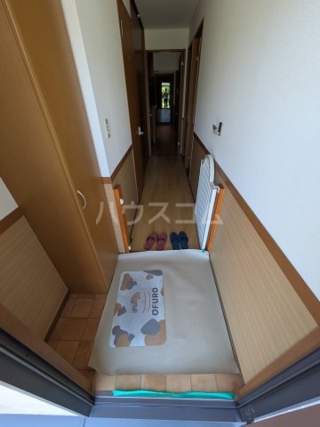 13/30 玄関