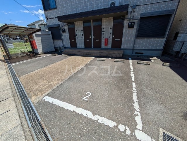 23/30 駐車場