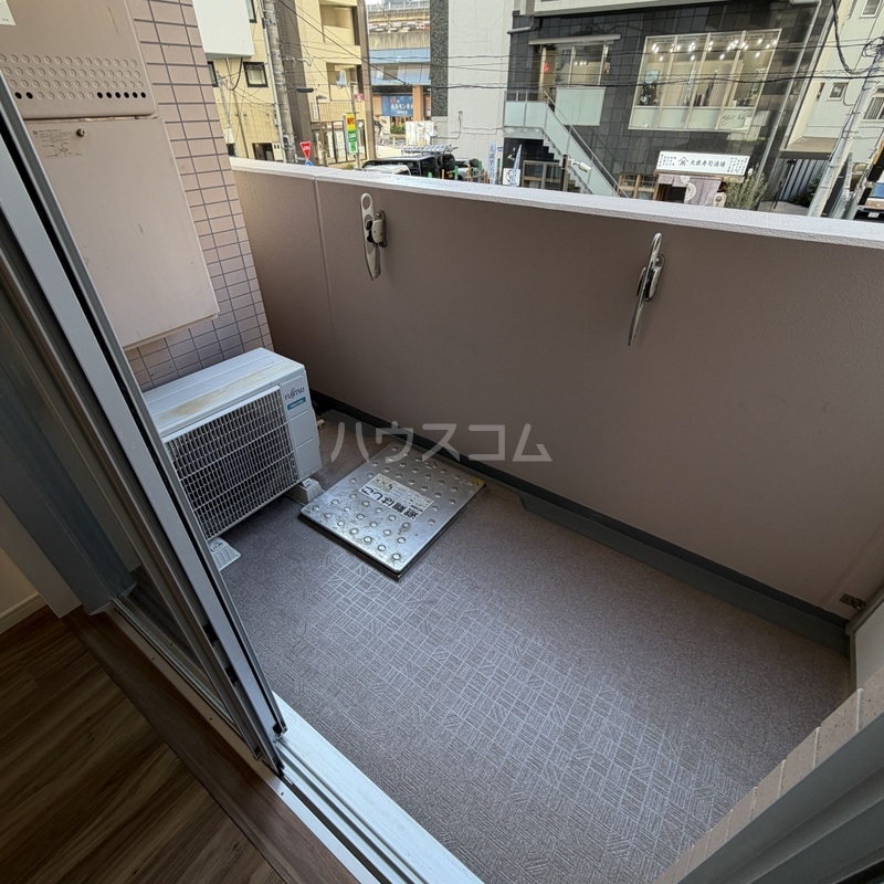 16/27 バルコニー