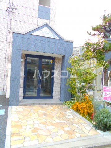 3/8 エントランス