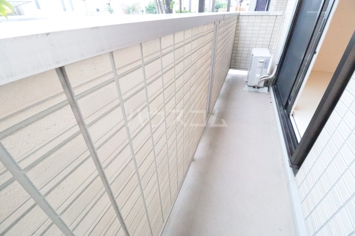 20/30 バルコニー