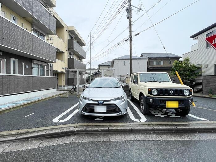 22/30 駐車場