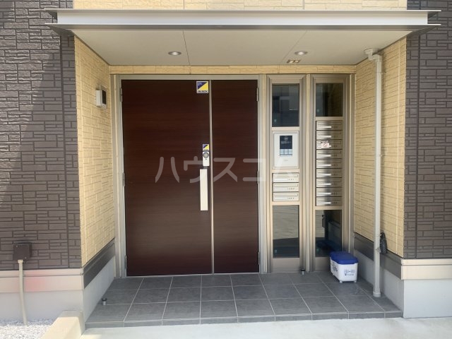 14/21 エントランス