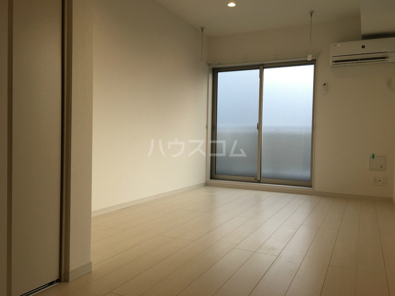 13/22 バルコニー