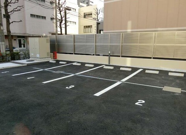 14/17 駐車場