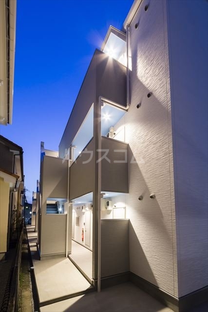 15/25 エントランス