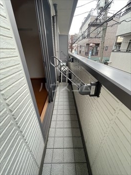 18/27 バルコニー