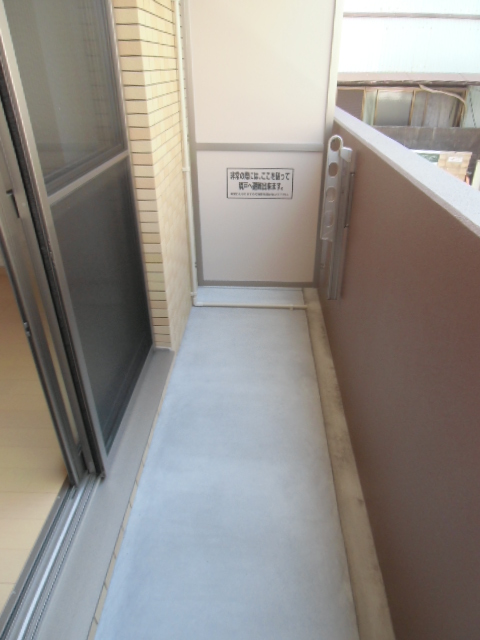 16/25 バルコニー