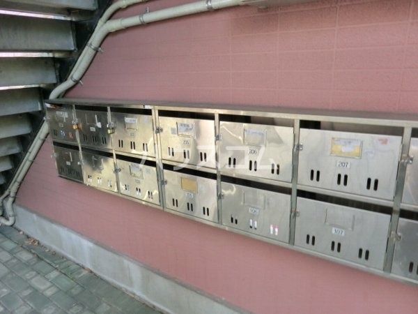 15/21 エントランス