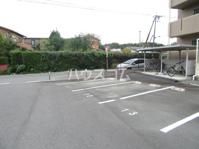 16/22 駐車場