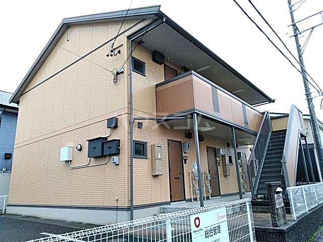 27/30 エントランス