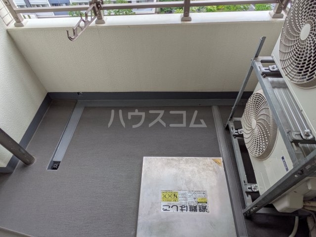 21/30 バルコニー