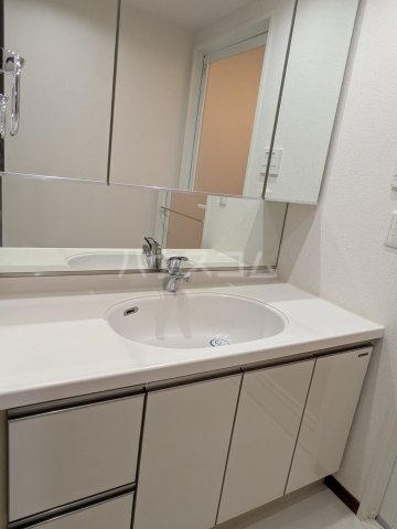 13/30 洗面